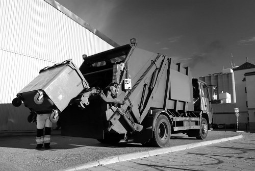 Mini and midi skips available for hire
